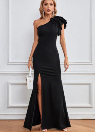 Fashionable Women's Sleeveless Round Neck Evening Dress